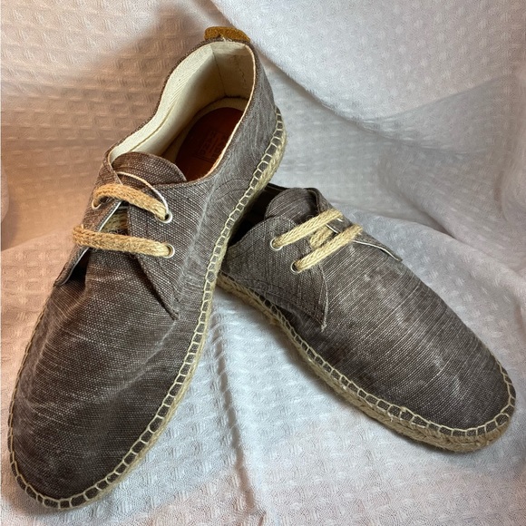 HAND MADE Stitched Detail Espadrilles - Picture 6 of 11